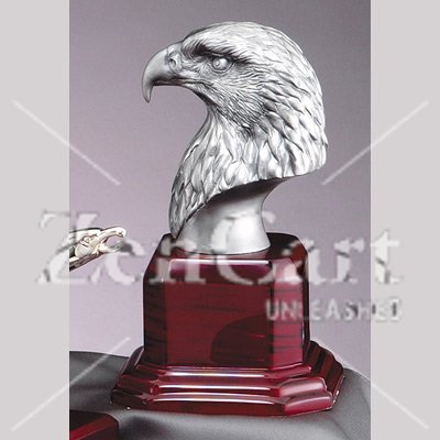 OCDAE215 - Silver Eagle Head Resin Trophy - Click Image to Close