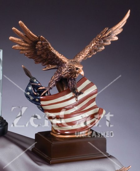 OCDRFB138 - 12" Eagle Resin Trophy - Click Image to Close